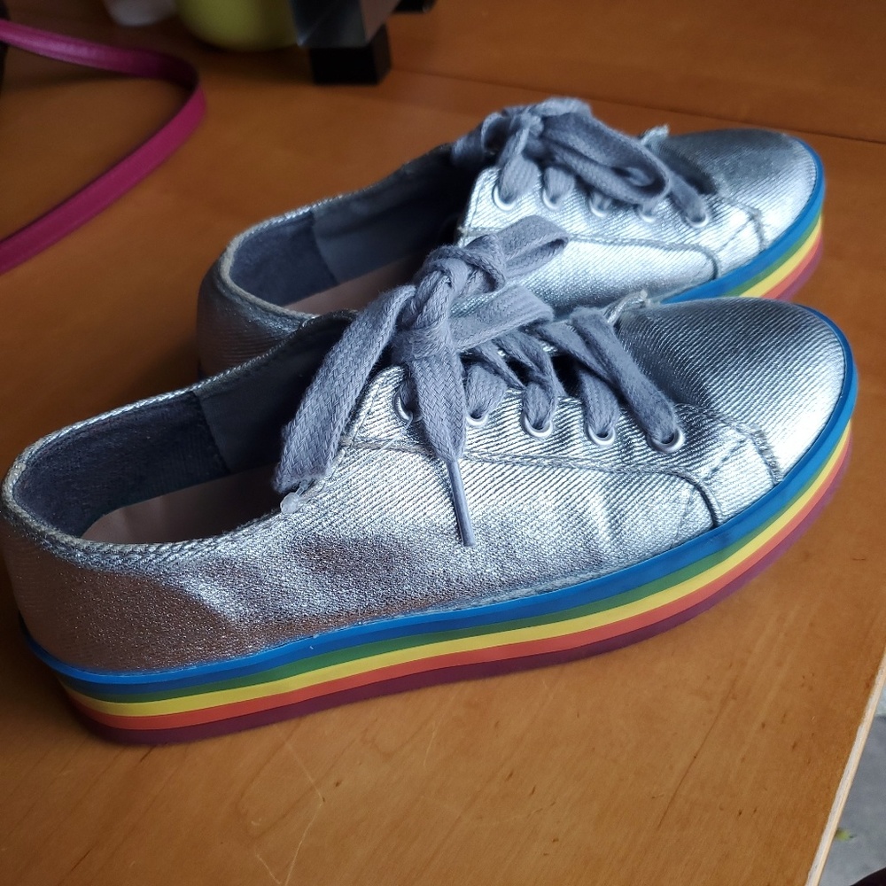 Girls size 3 shoes